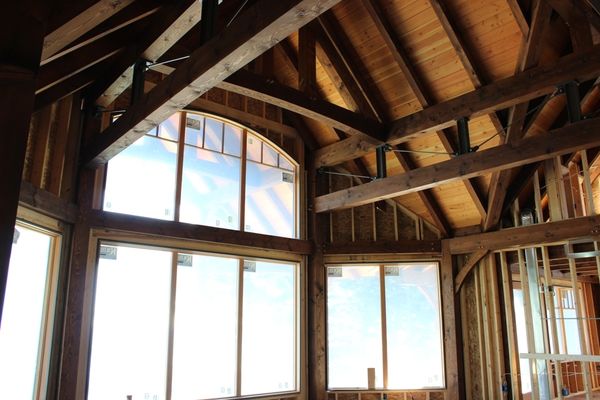 Great-Lakes-Legacy-Michigan-Canadian-Timberframes-Construction-Great-Room